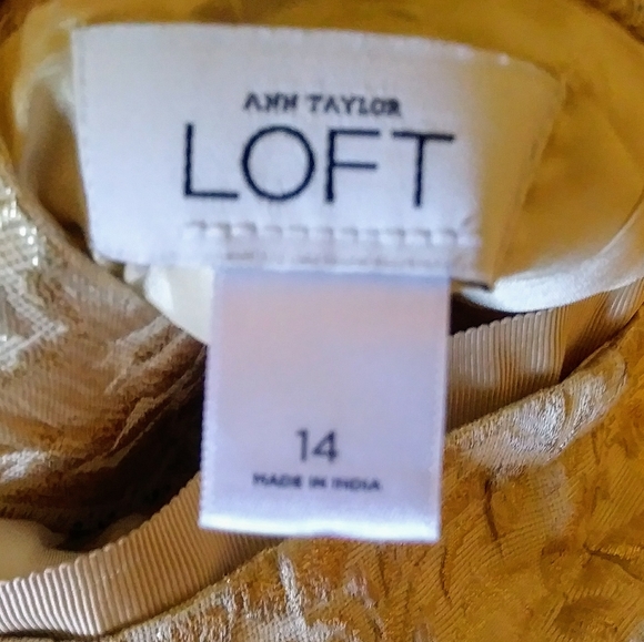 Ann Taylor LOFT Metallic Gold Floral Skirt - Picture 3 of 4